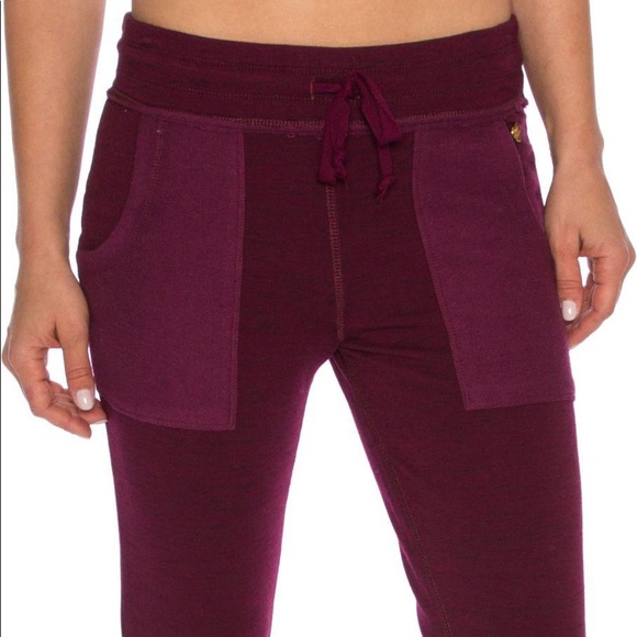 BETSY JOHNSON DIVINWINE SKINNY SWEATPANT NWT - Picture 3 of 8